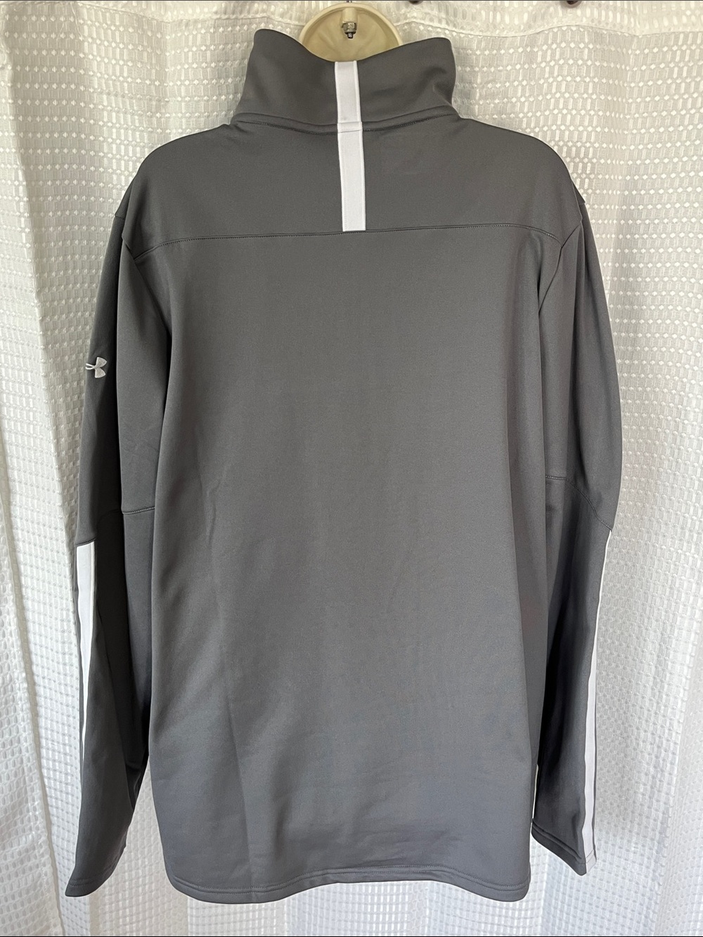 NWT Under Armour Women’s 2XL Gray 1/4 Zip Pullover Loose Fit Athletic Top - Picture 5 of 13